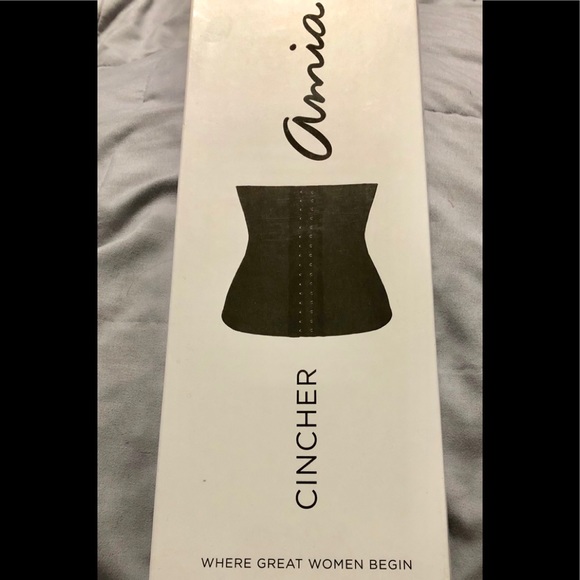 Amia Other - NWT- Amia Waist Cincher